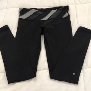 Lululemon Wunder Under size 8